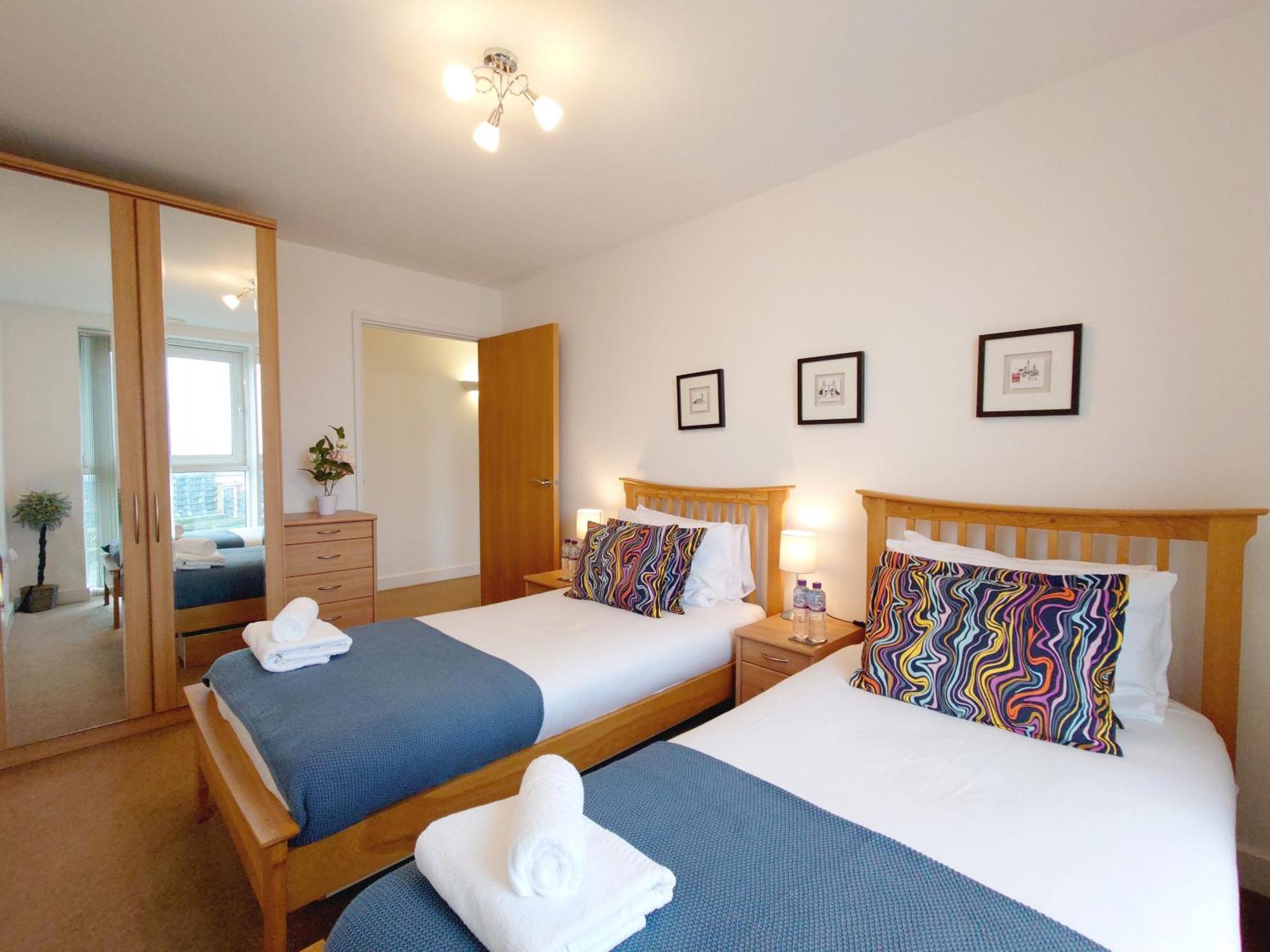 London Excel Stays - Three Bed Serviced Apartment Eksteriør bilde